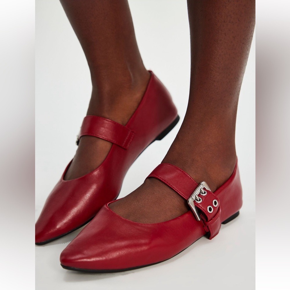 Seychelles Spinning Around Red Ballet Flats